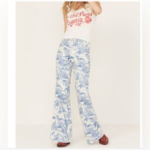 Wrangler Wanderer 622 High Rise Flare Jeans